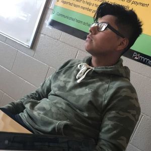 Meet your Posher, Luis